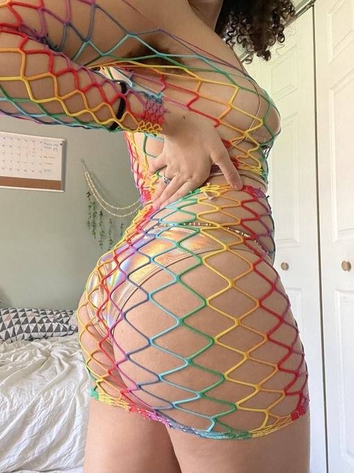 Down to fuck just hit me up Im available for incall and outcall fun including FaceTime sex - Image 2